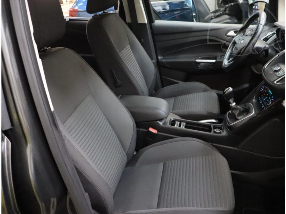 2017 Ford C-MAX - 9