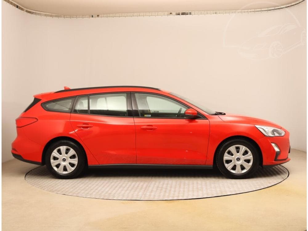 2019 Ford Focus - 16