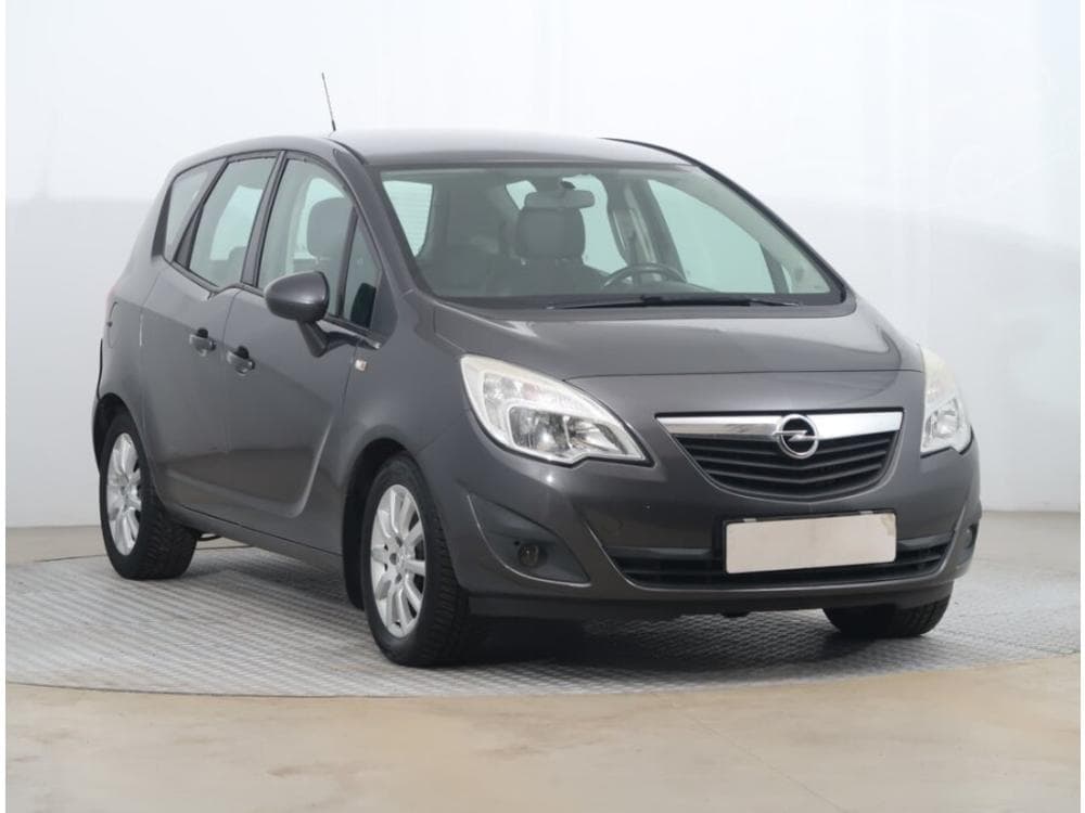Opel Meriva 1.7 CDTI, Kožené sedačky