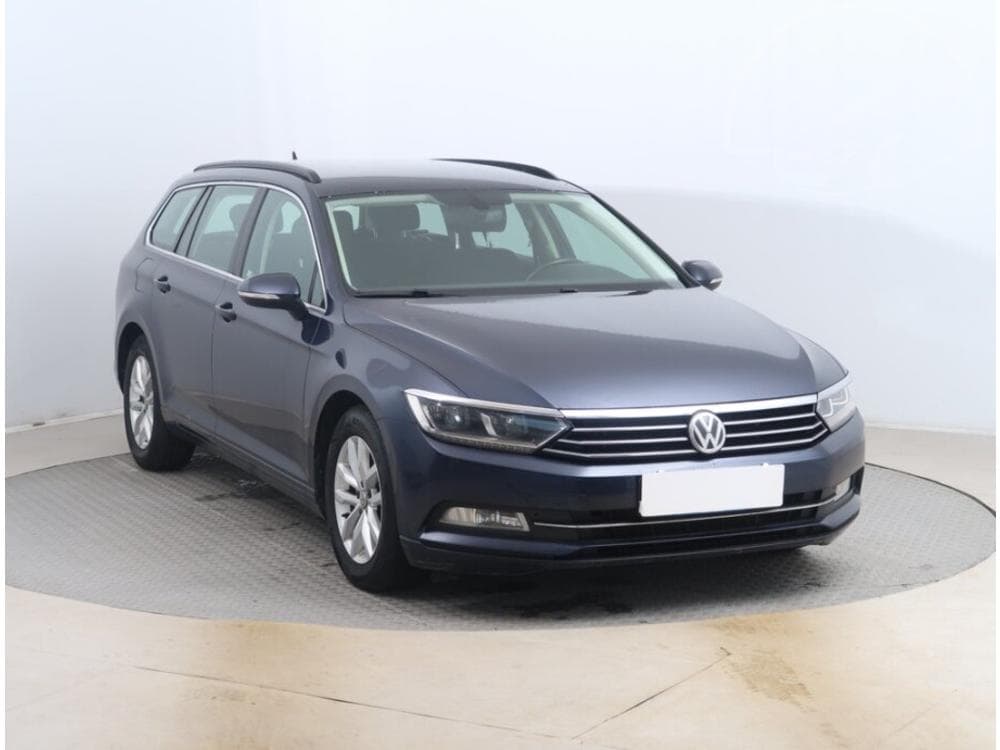 2015 Volkswagen PASSAT