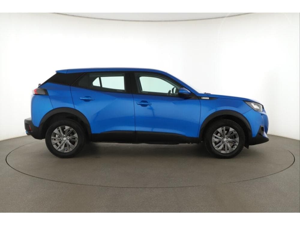 2021 Peugeot 2008 - 11