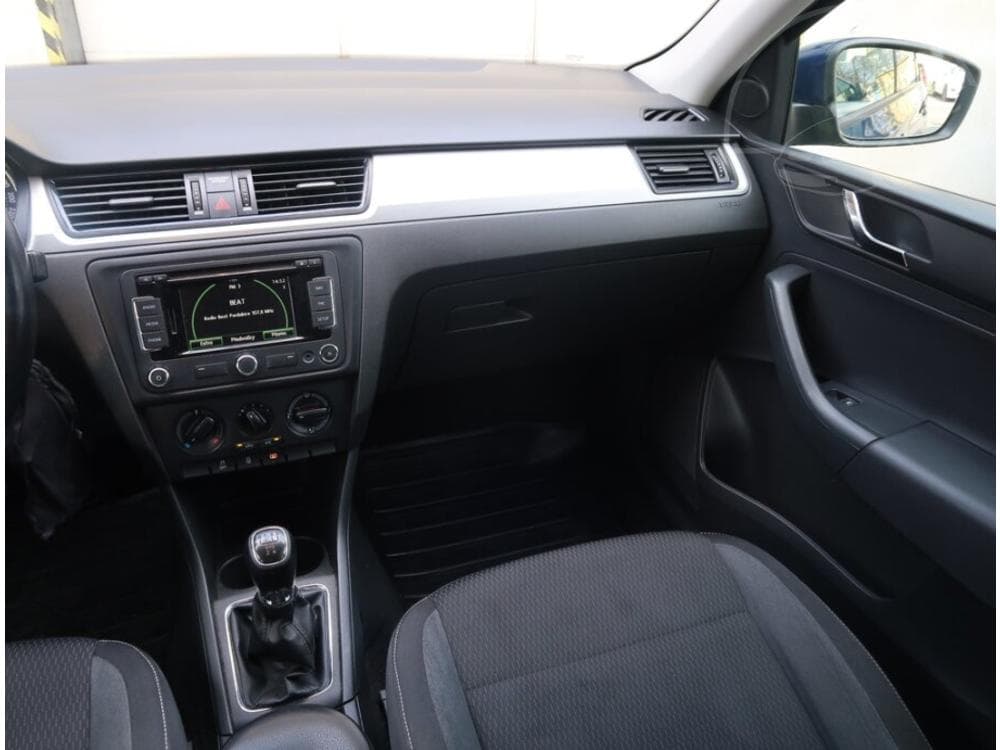 2014 Škoda RAPID - 8