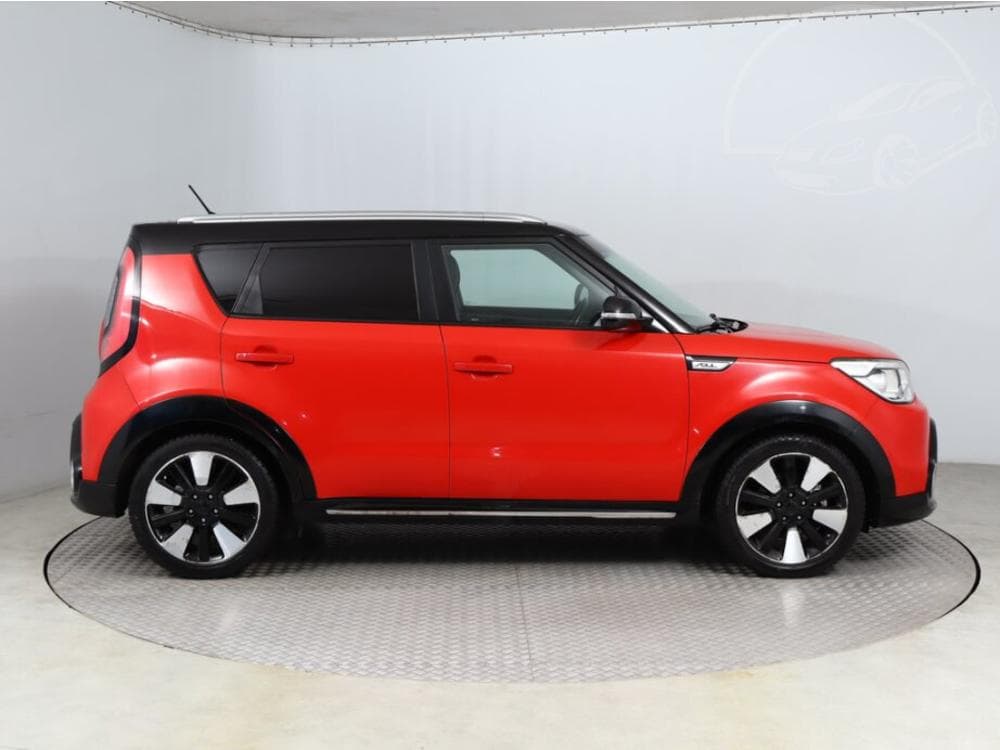 2016 Kia Soul - 11