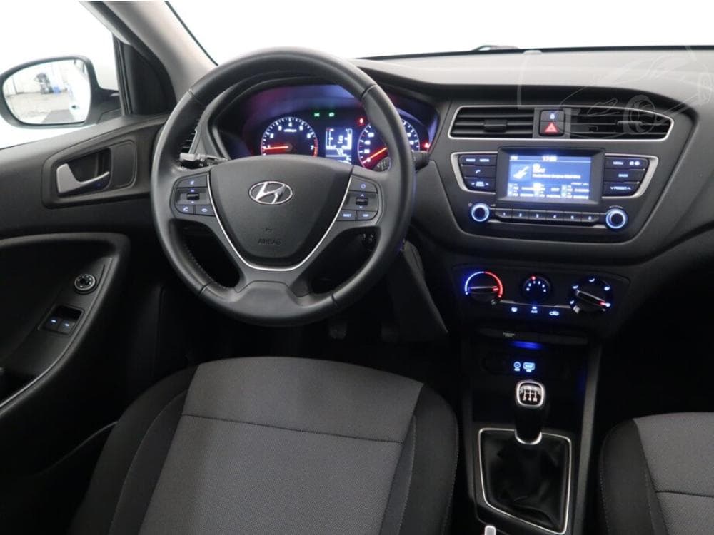 2019 Hyundai i20 - 13