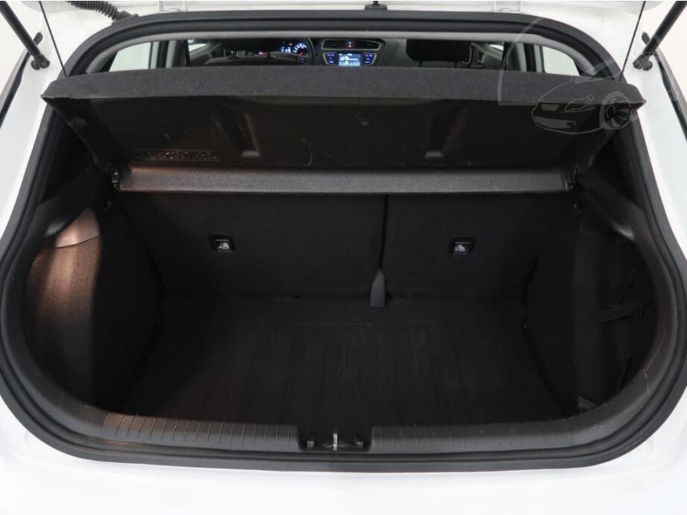 2019 Hyundai i20 - 25
