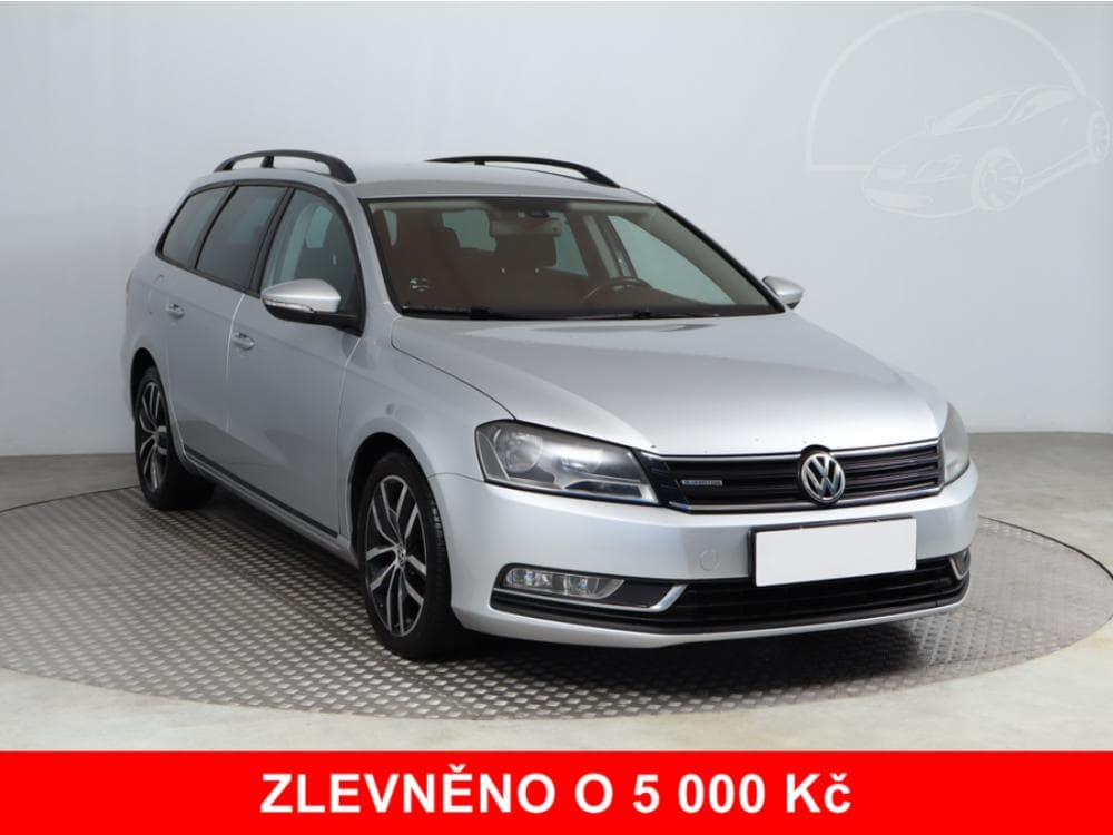 2013 Volkswagen PASSAT