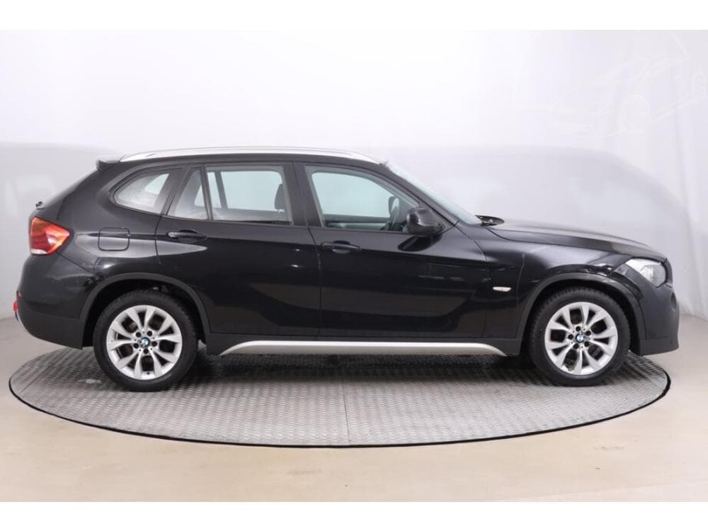 2010 BMW X1 - 6