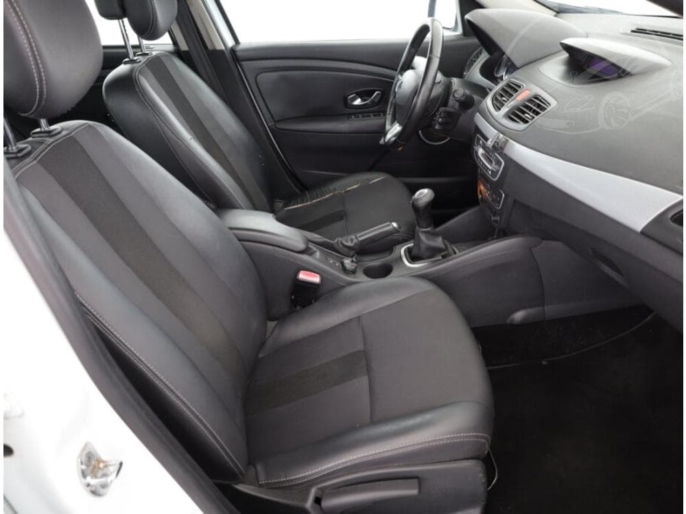 2011 Renault FLUENCE - 19