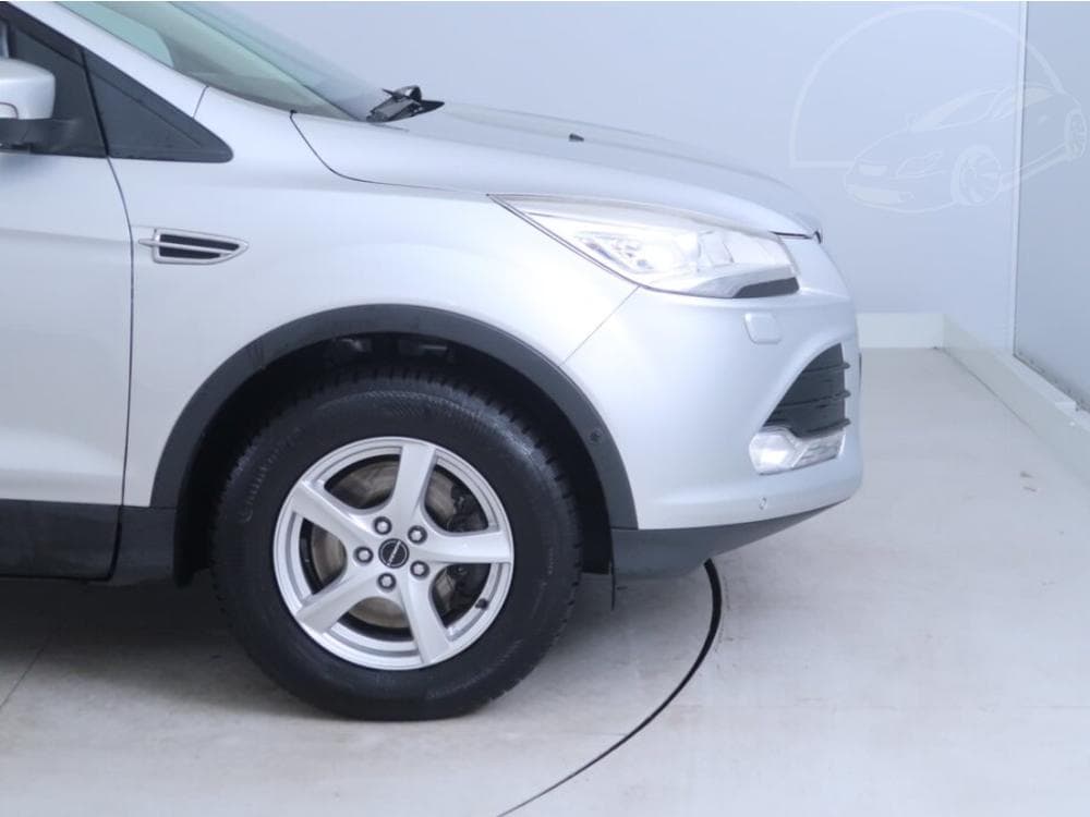 2013 Ford Kuga - 15