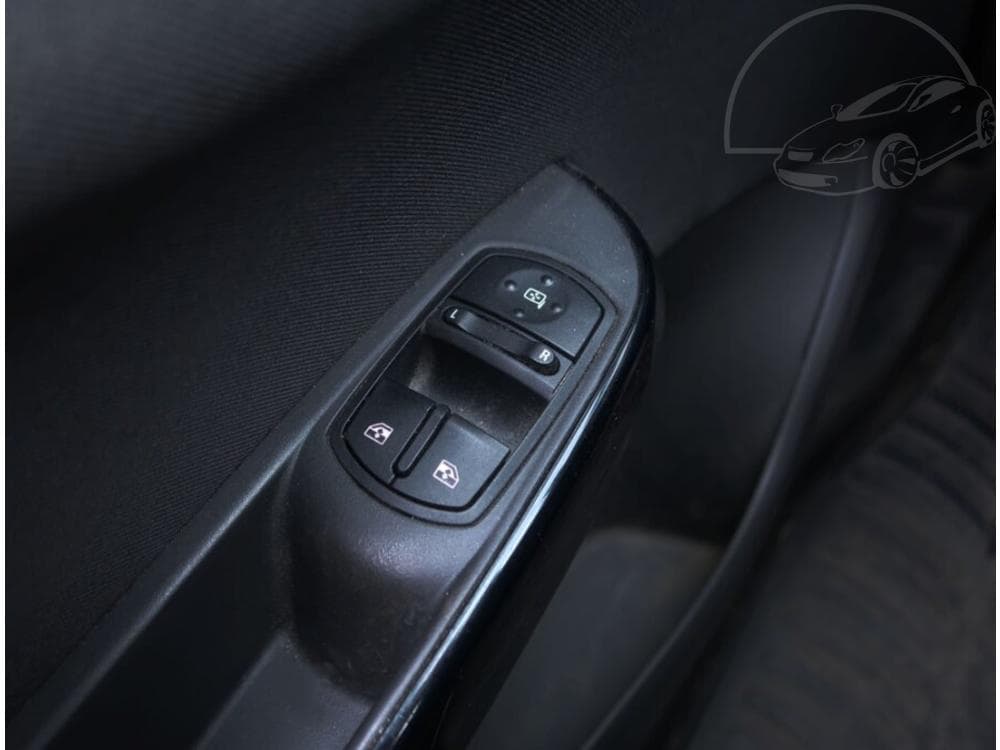 2015 Opel CORSA - 27