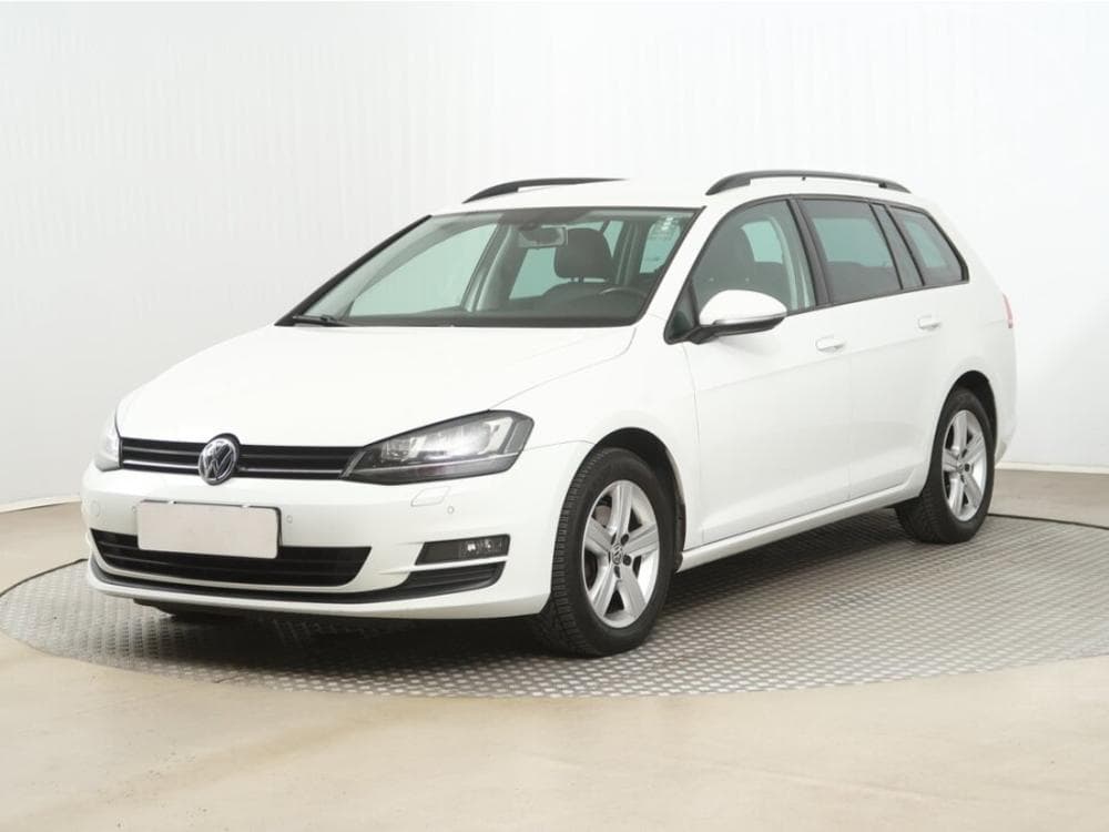 2016 Volkswagen Golf - 2