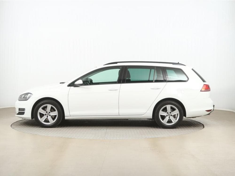 2016 Volkswagen Golf - 3