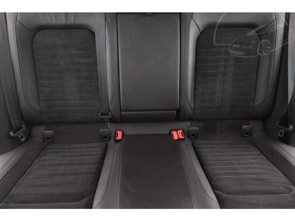 2019 Volkswagen Passat - 10