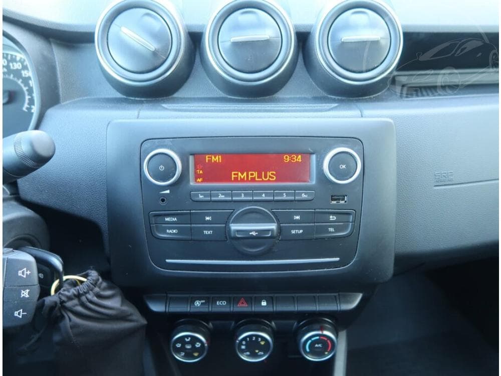 2020 Dacia Duster - 12