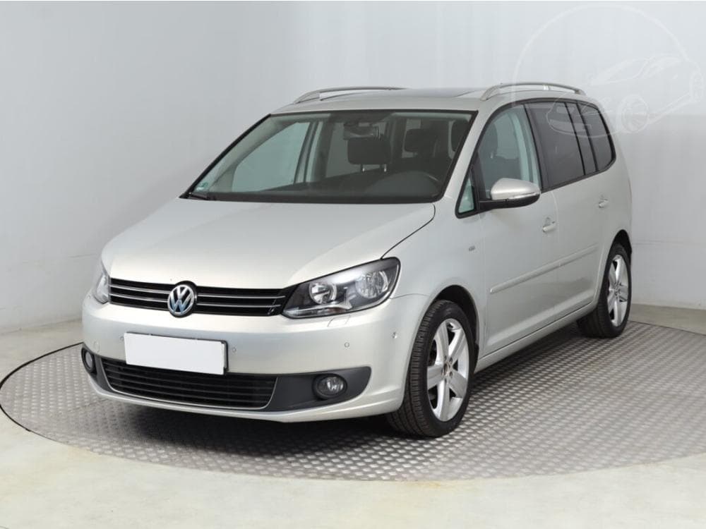 2015 Volkswagen Touran - 2