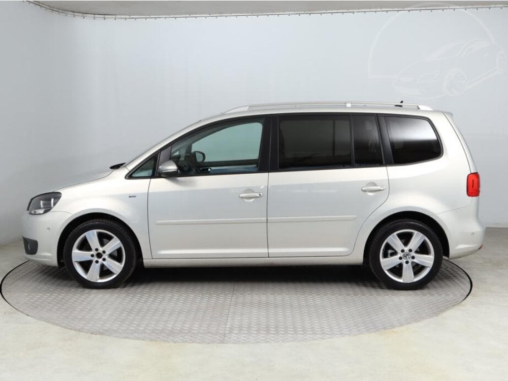 2015 Volkswagen Touran - 3