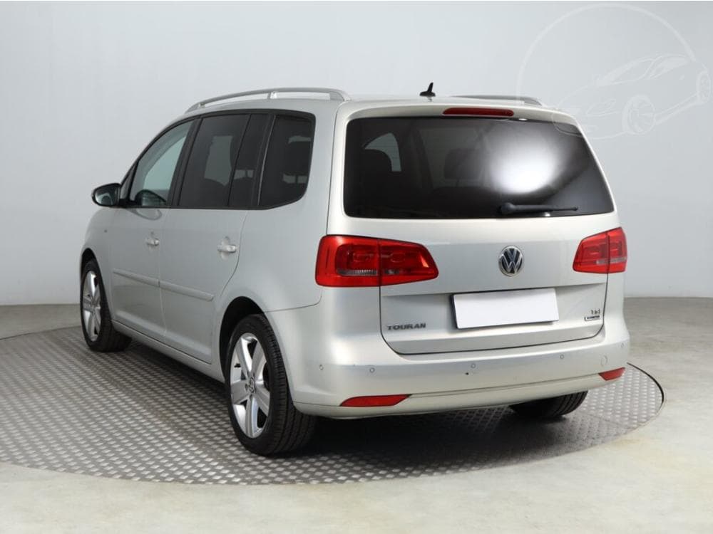 2015 Volkswagen Touran - 4