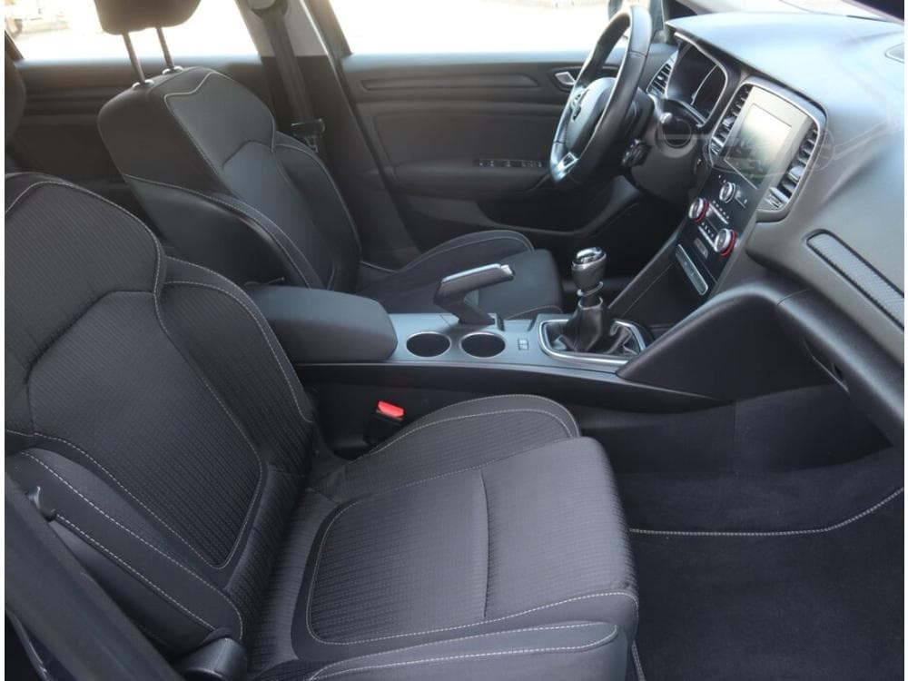 2018 Renault MEGANE - 9