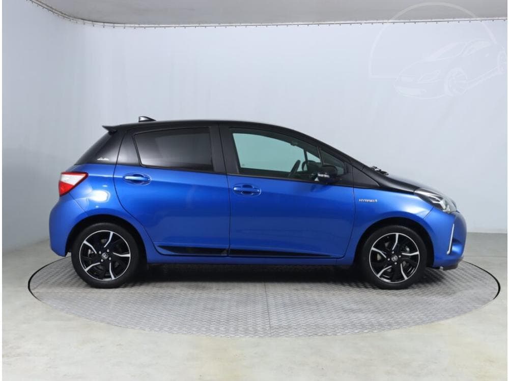 2018 Toyota Yaris - 6