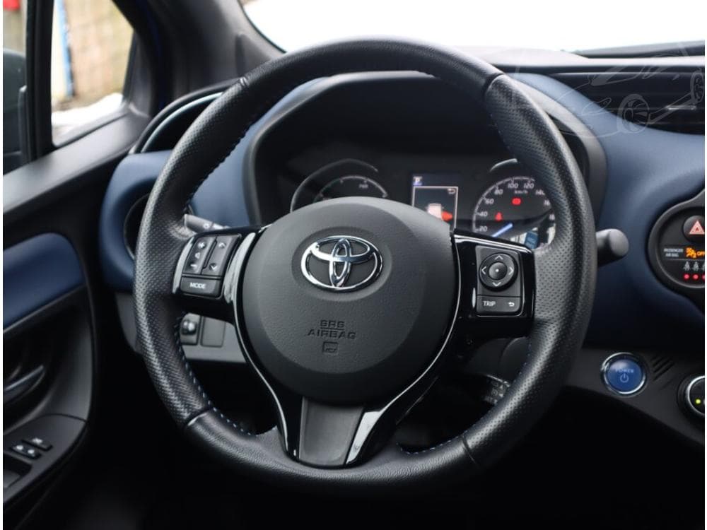 2018 Toyota Yaris - 14