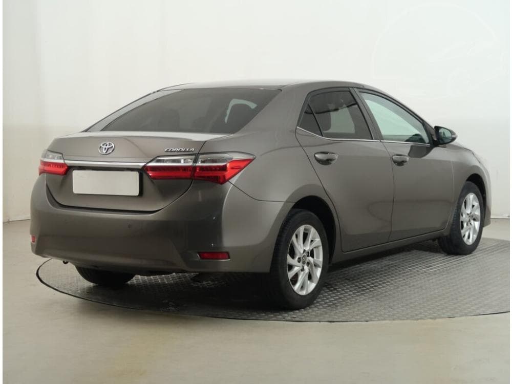 2017 Toyota COROLLA - 13