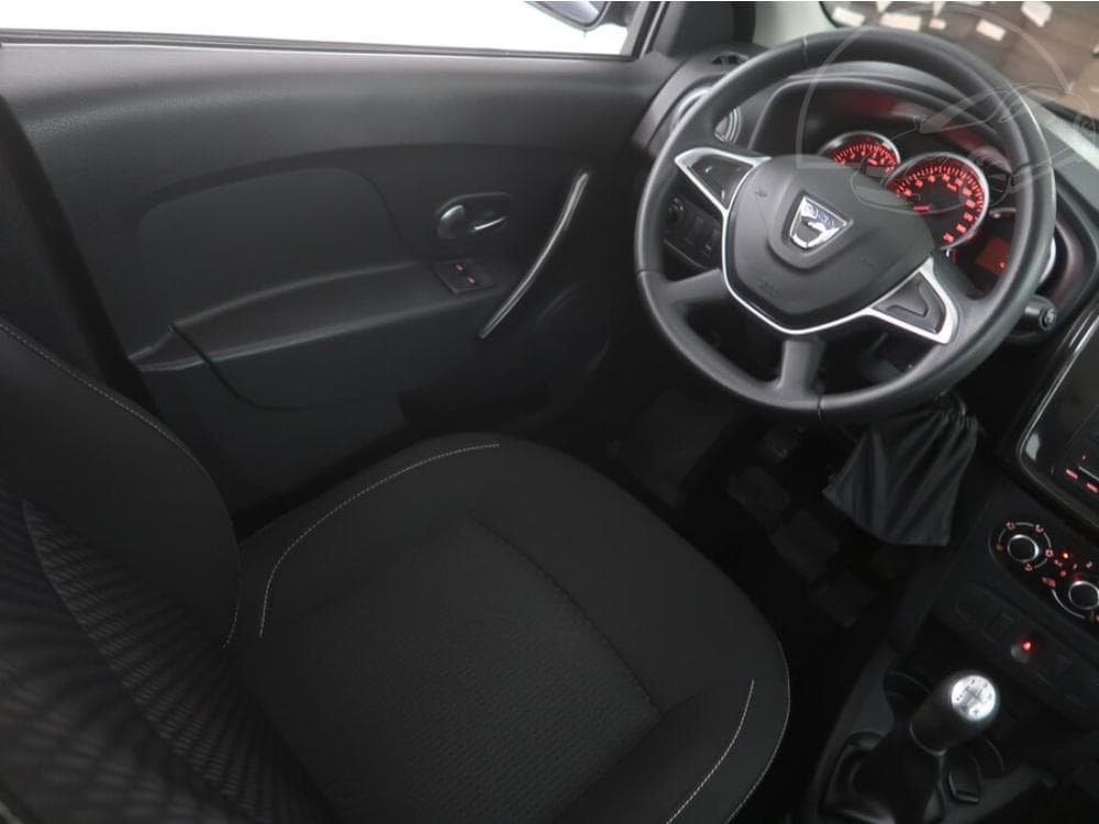 2017 Dacia LOGAN - 7
