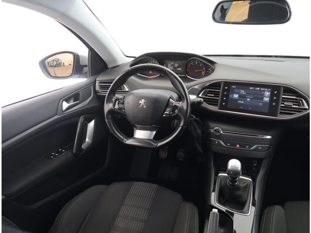 2016 Peugeot 308 - 7