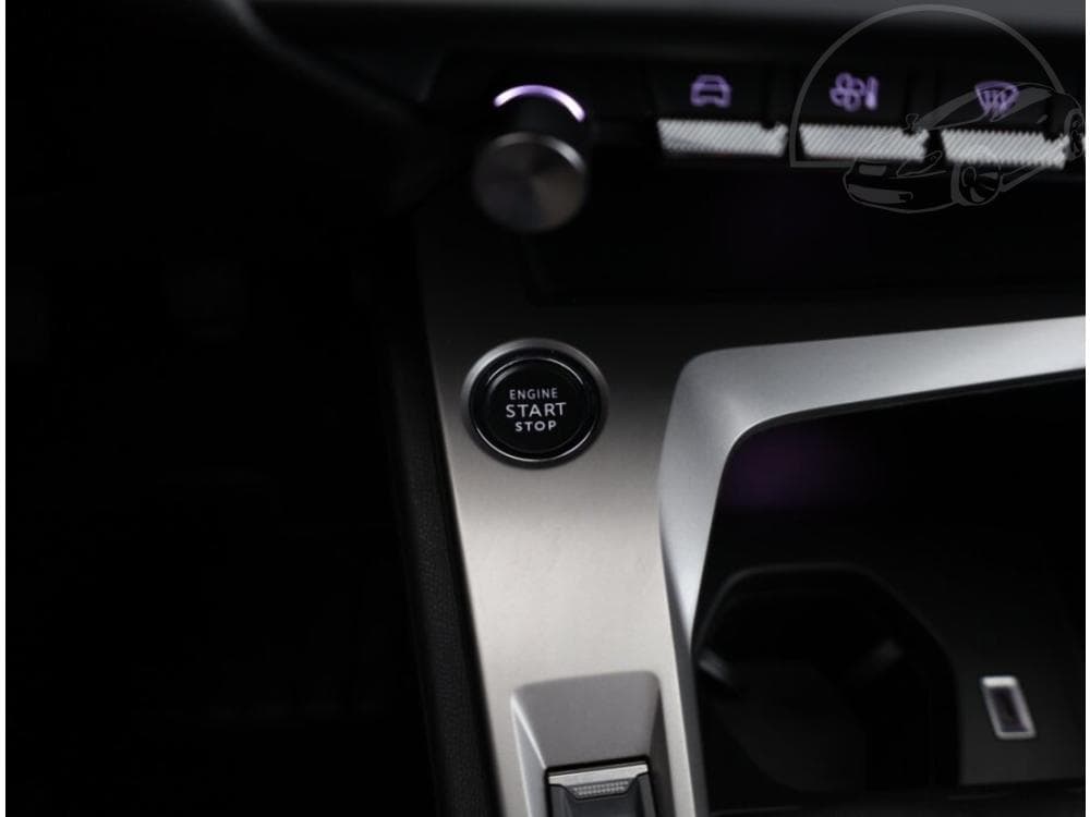 2022 Peugeot 308 - 21