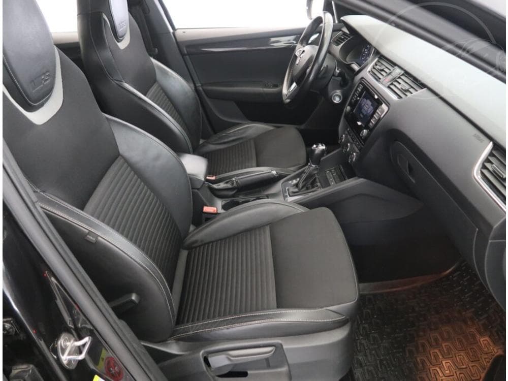 2014 Škoda OCTAVIA - 17