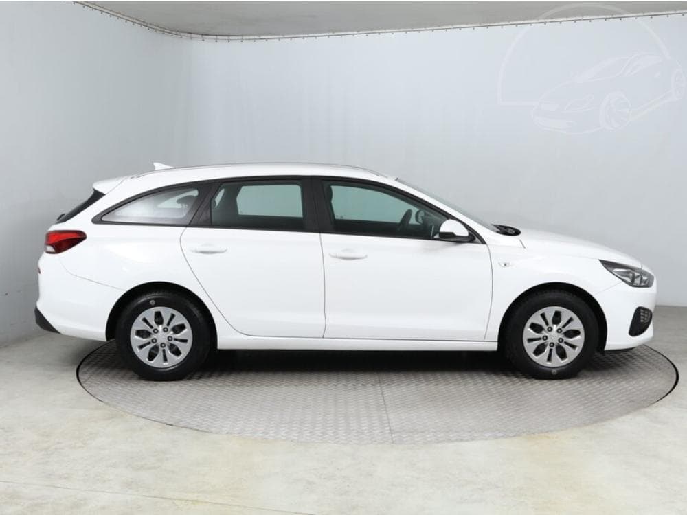 2022 Hyundai i30 - 16