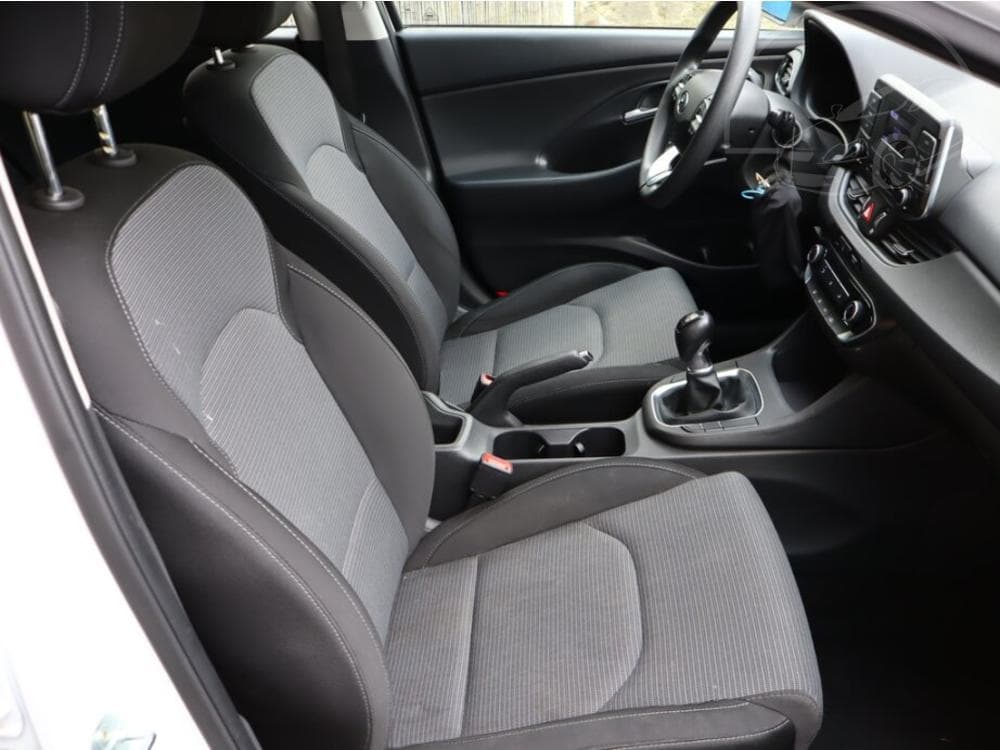 2022 Hyundai i30 - 19