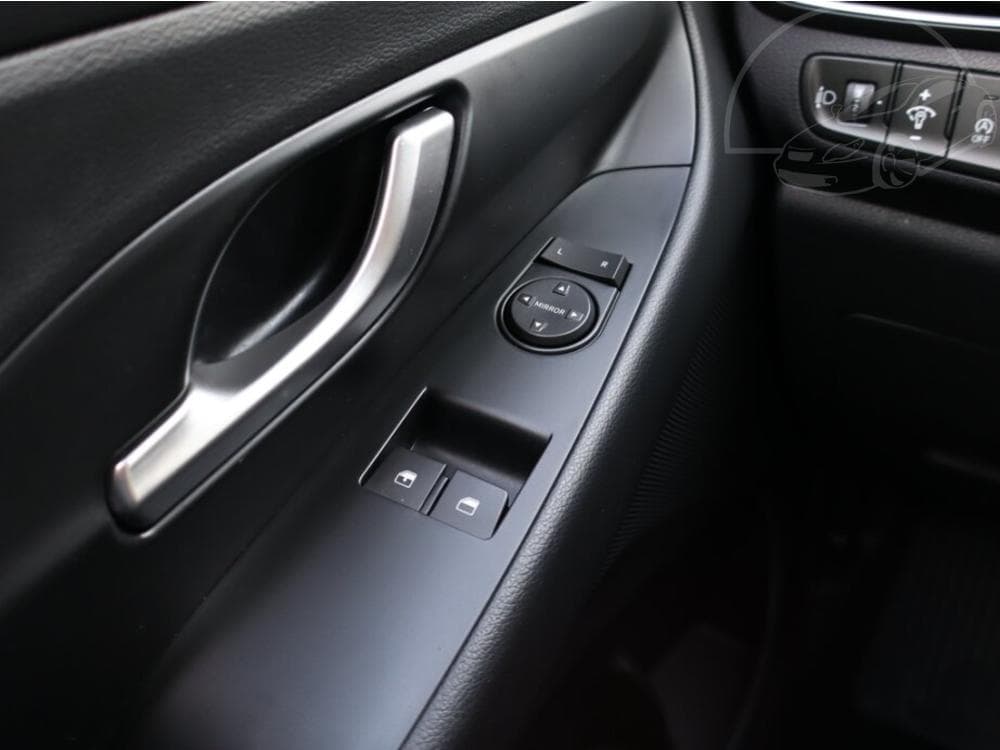 2022 Hyundai i30 - 37