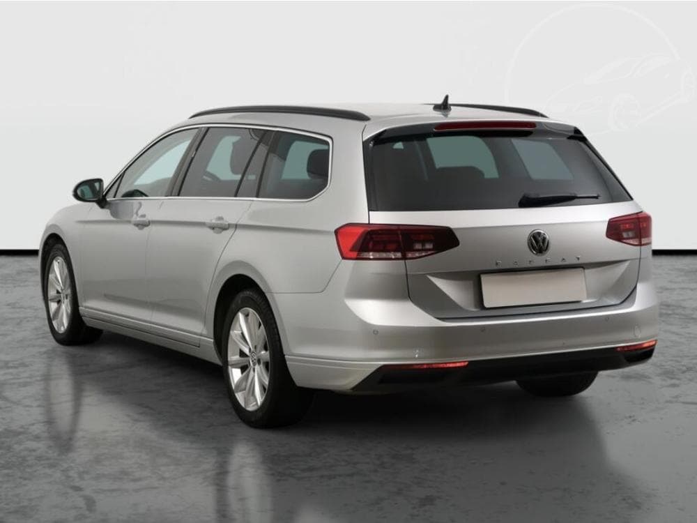 2019 Volkswagen PASSAT - 4