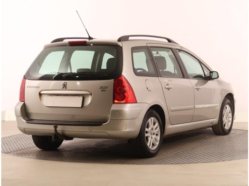 2008 Peugeot 307 - 5