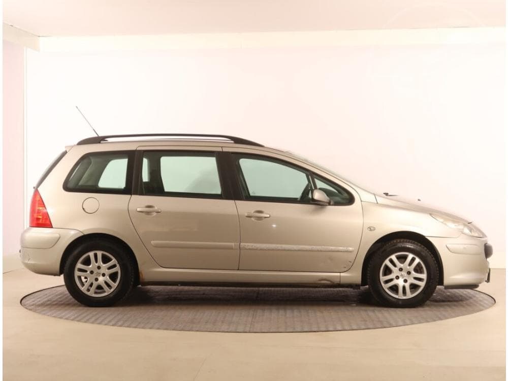 2008 Peugeot 307 - 6
