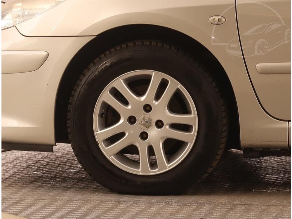 2008 Peugeot 307 - 14
