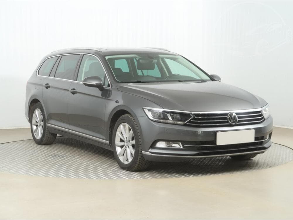2015 Volkswagen PASSAT