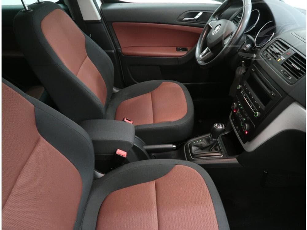 2015 Škoda YETI - 17