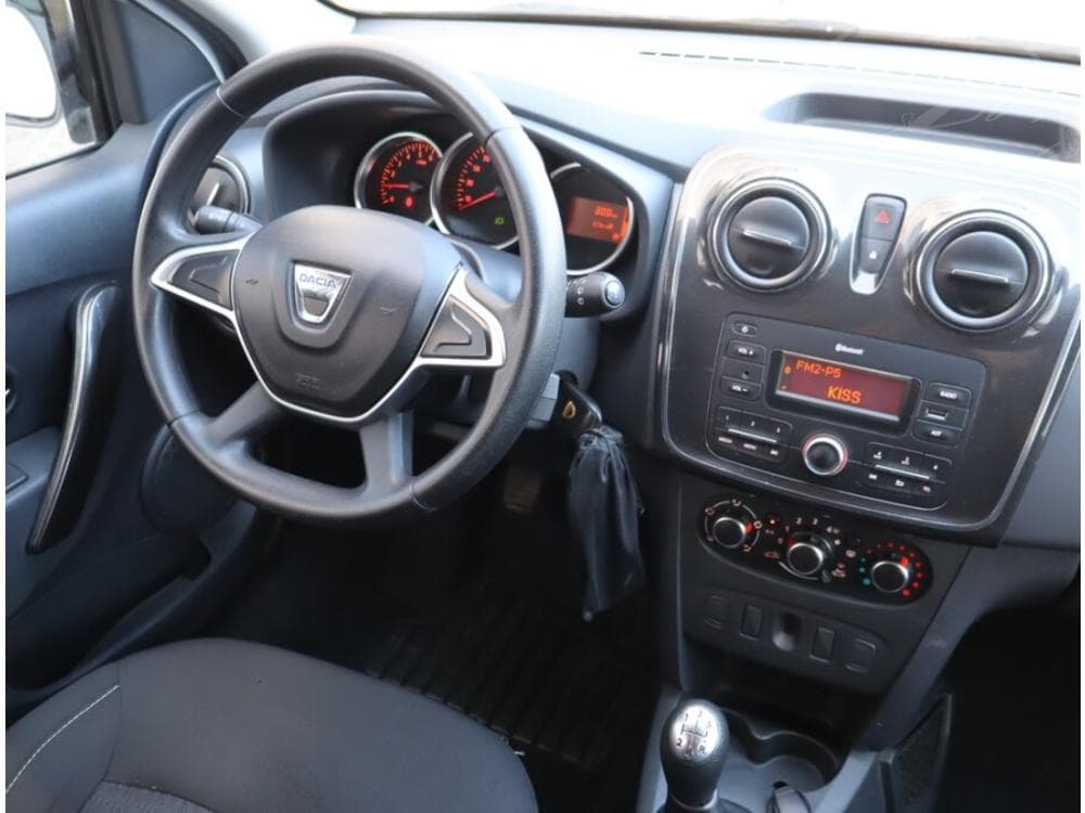 2019 Dacia LOGAN - 7