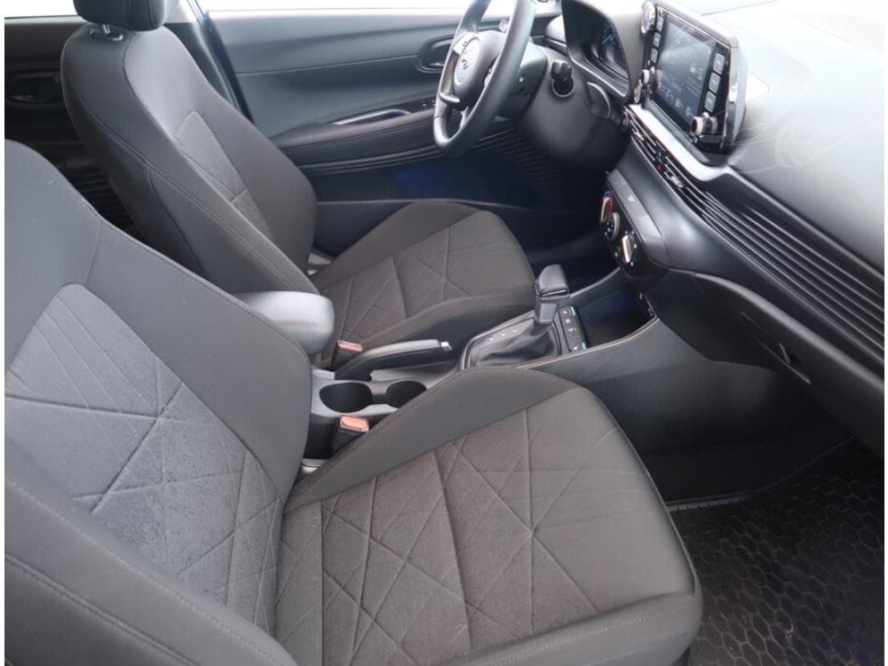 2023 Hyundai Bayon - 9