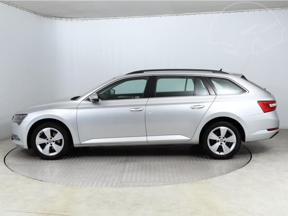 2018 Škoda SUPERB - 7
