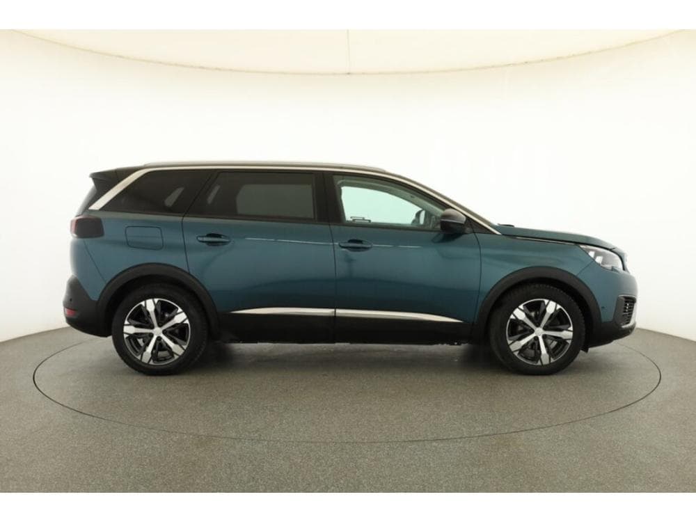 2020 Peugeot 5008 - 6