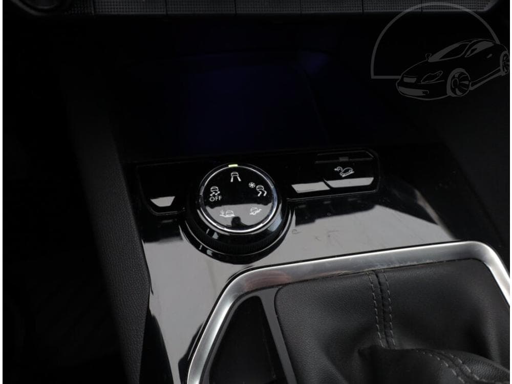 2020 Peugeot 5008 - 11