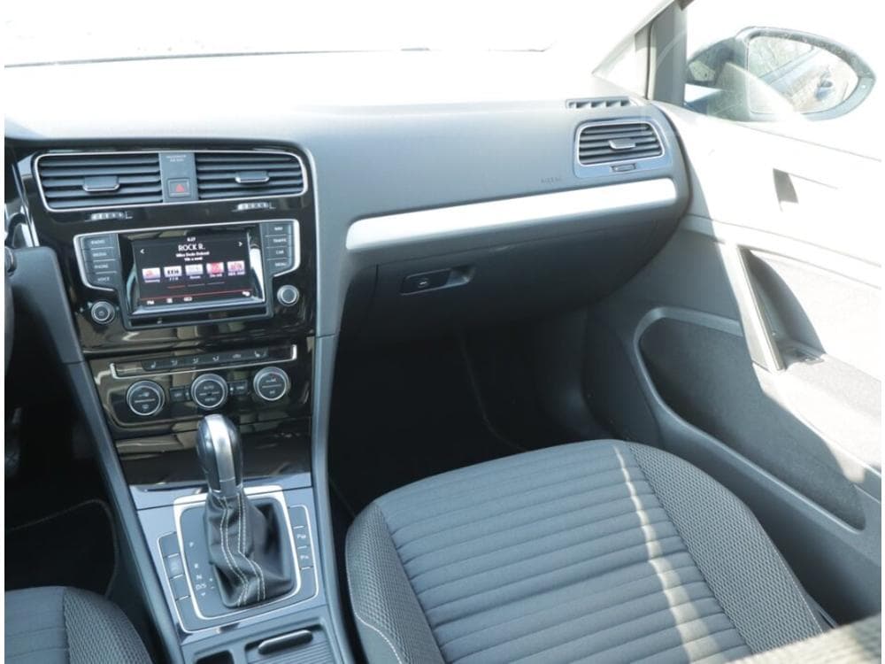2014 Volkswagen GOLF - 36