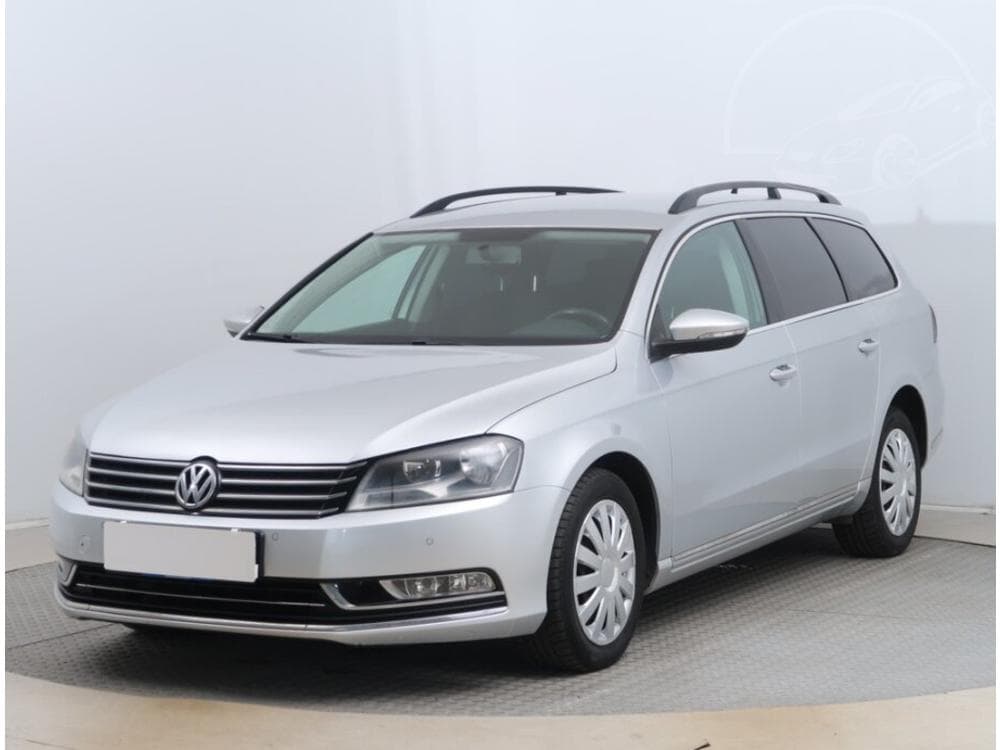 2012 Volkswagen PASSAT - 2