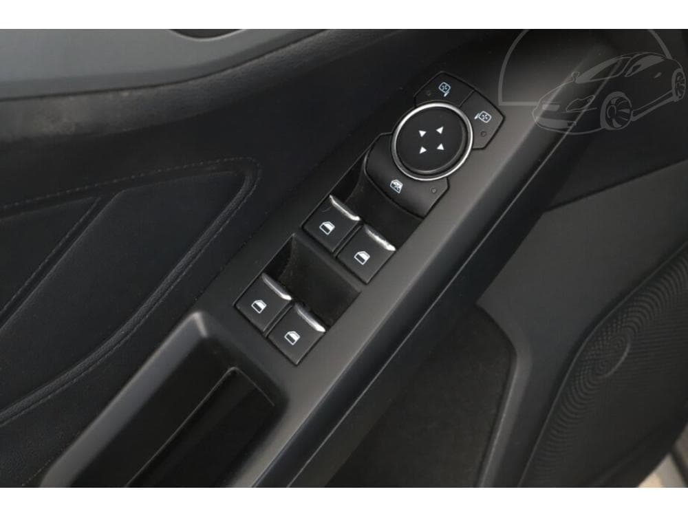2018 Ford FOCUS - 12