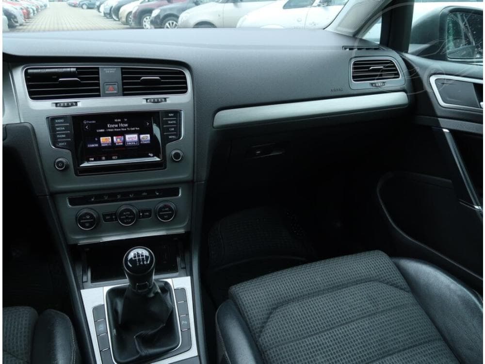 2014 Volkswagen GOLF - 8