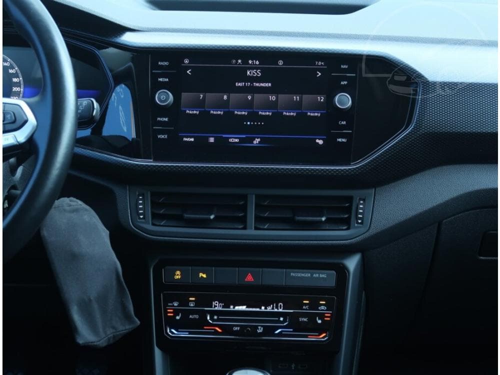 2023 Volkswagen T-Cross - 12