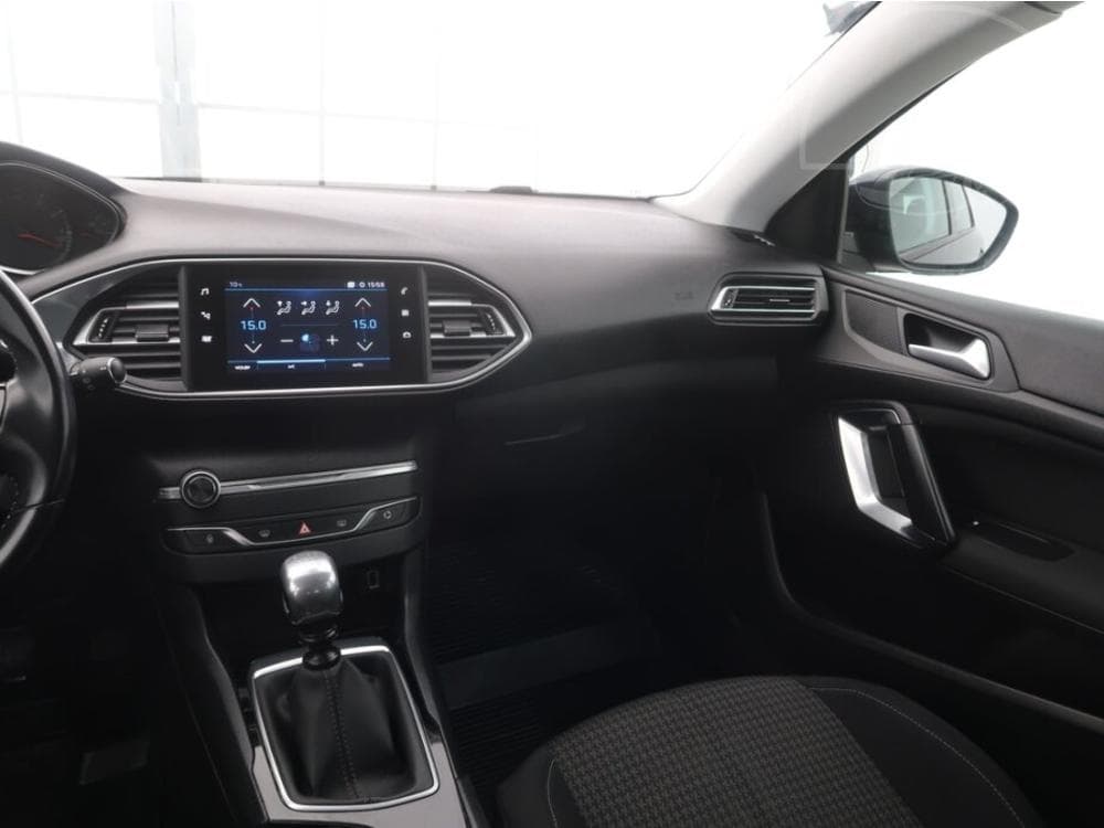 2019 Peugeot 308 - 8