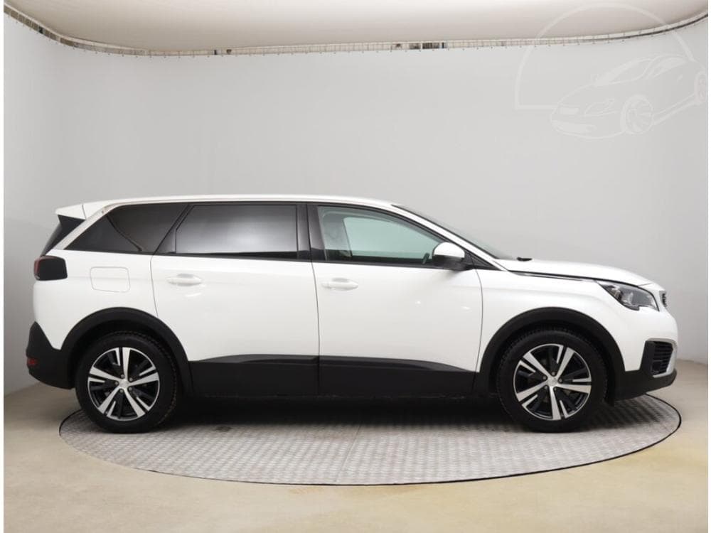 2020 Peugeot 5008 - 6